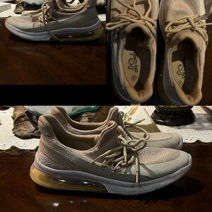 Shoe Dazzle Beige Athletic Shoes